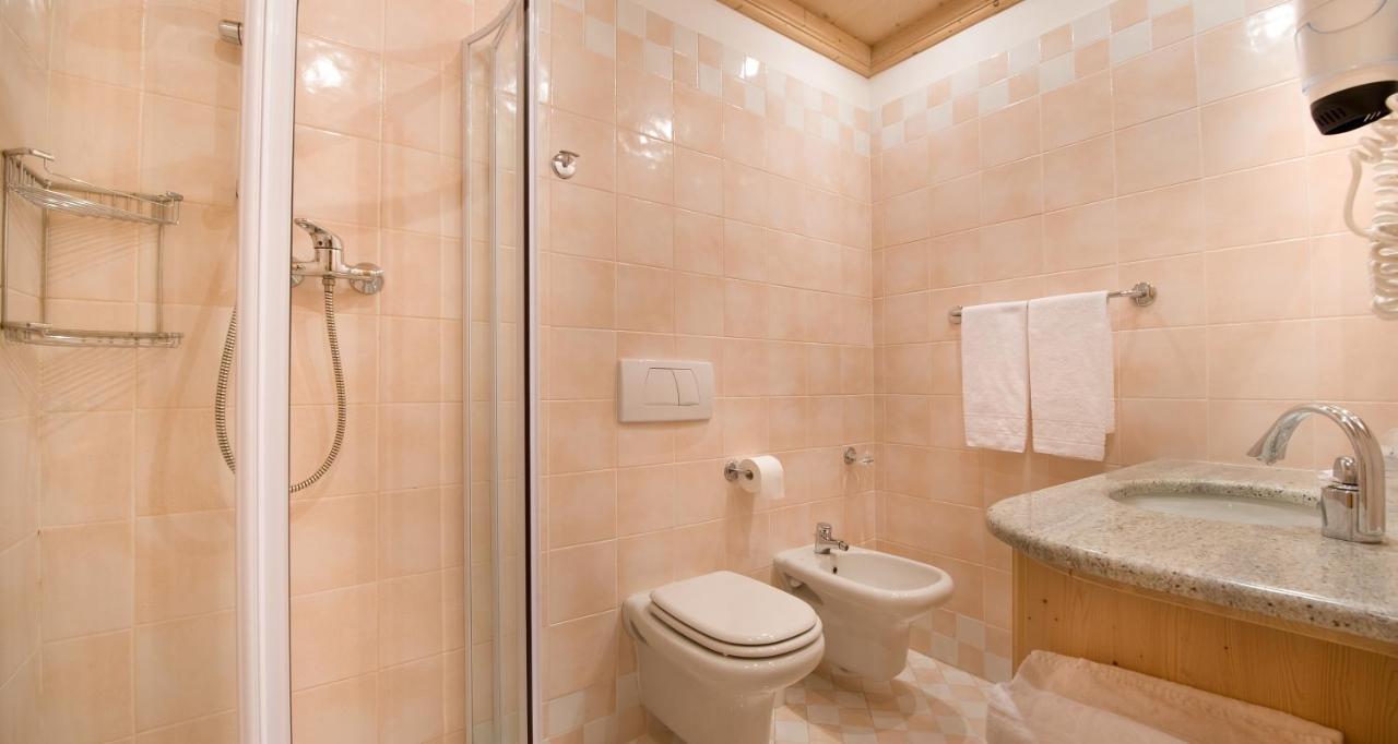 Boscone Suite Hotel Madesimo Esterno foto
