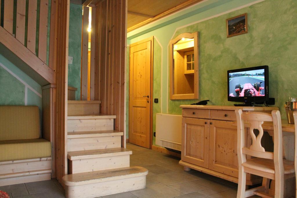 Boscone Suite Hotel Madesimo Esterno foto