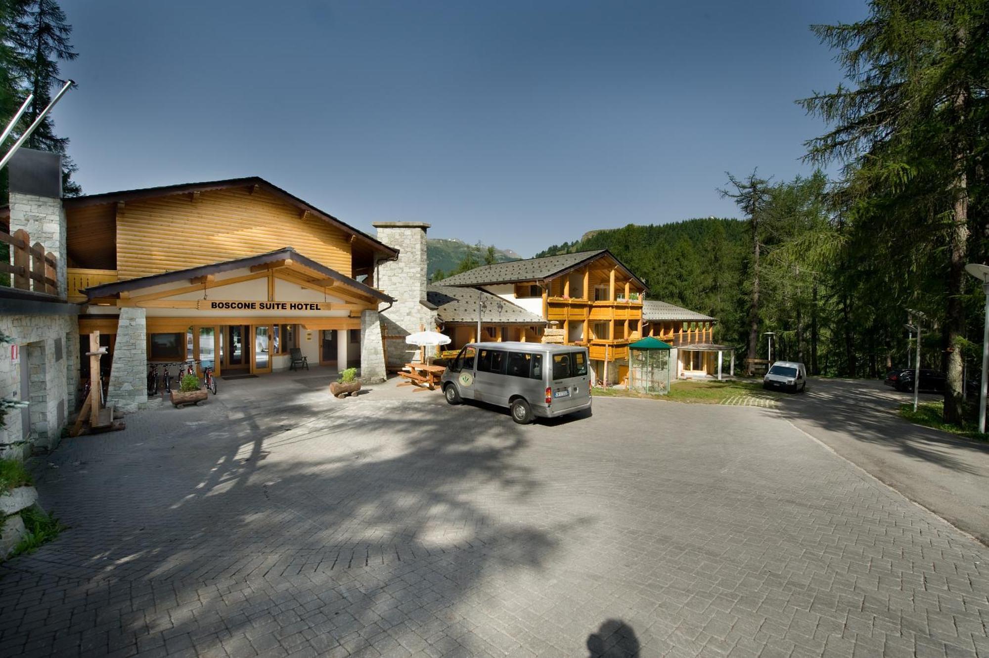 Boscone Suite Hotel Madesimo Esterno foto