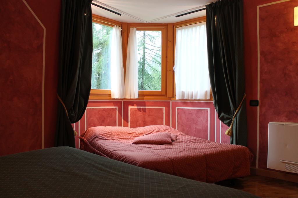 Boscone Suite Hotel Madesimo Esterno foto